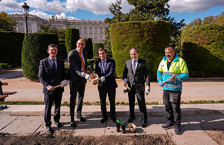 Trots op Koninklijke tulpentuin in Madrid